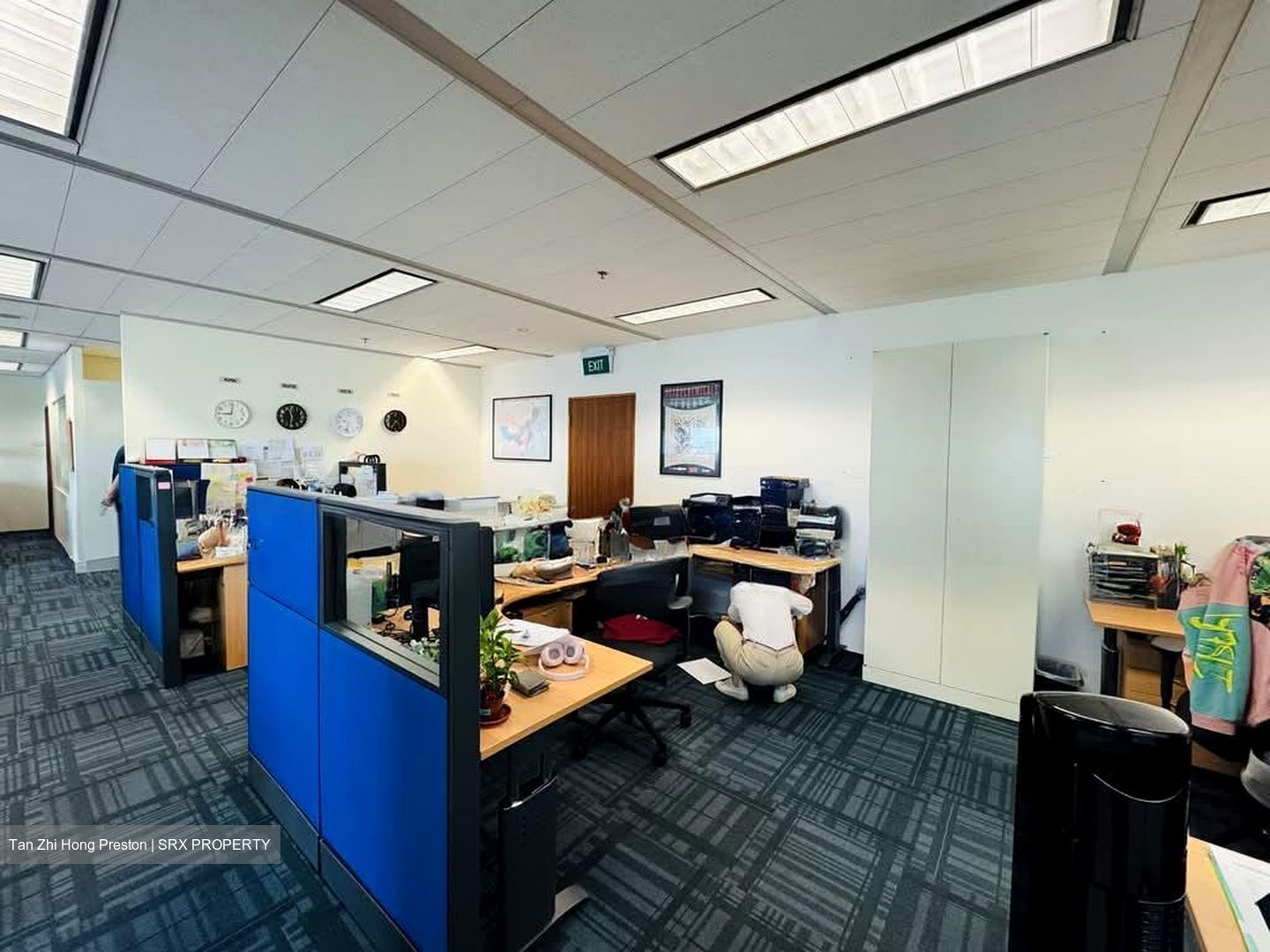 Gateway East (D7), Office #551829571